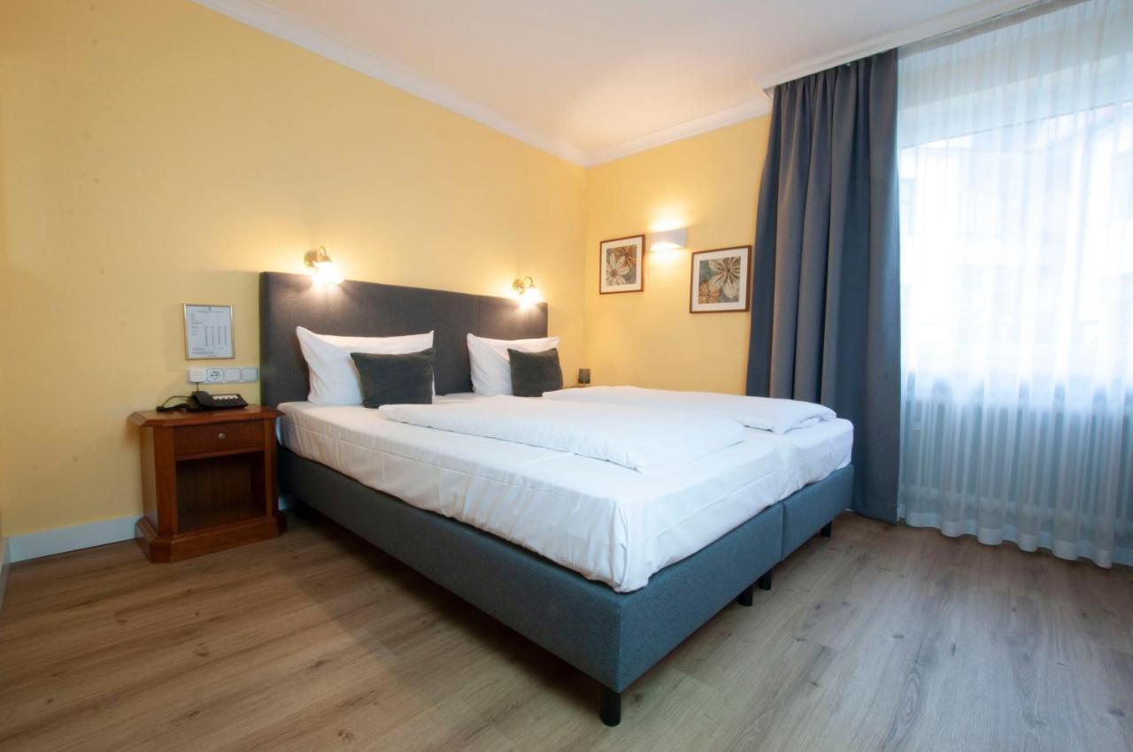 Hotel Altmuenchen By Blattl מראה חיצוני תמונה